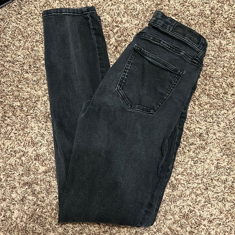 2/$22 Calvin Klein black size 4 straight leg/skinny jeans. Gently used. - Picture 1 of 8